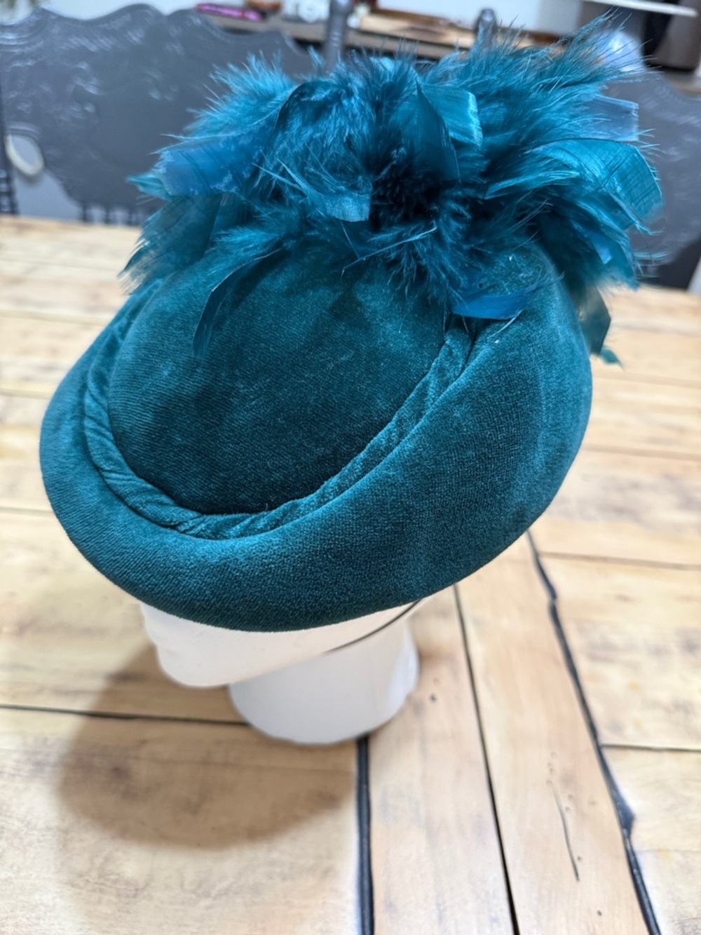 Vintage Chapeau Creations Teal Velvet Feather Pillbox Hat - Picture 5 of 7